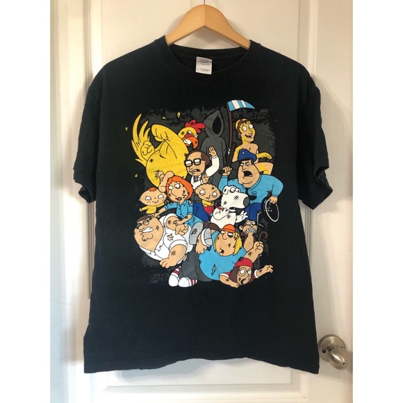Gildan Other - Family Guy Fighting Brawl with Big Chicken